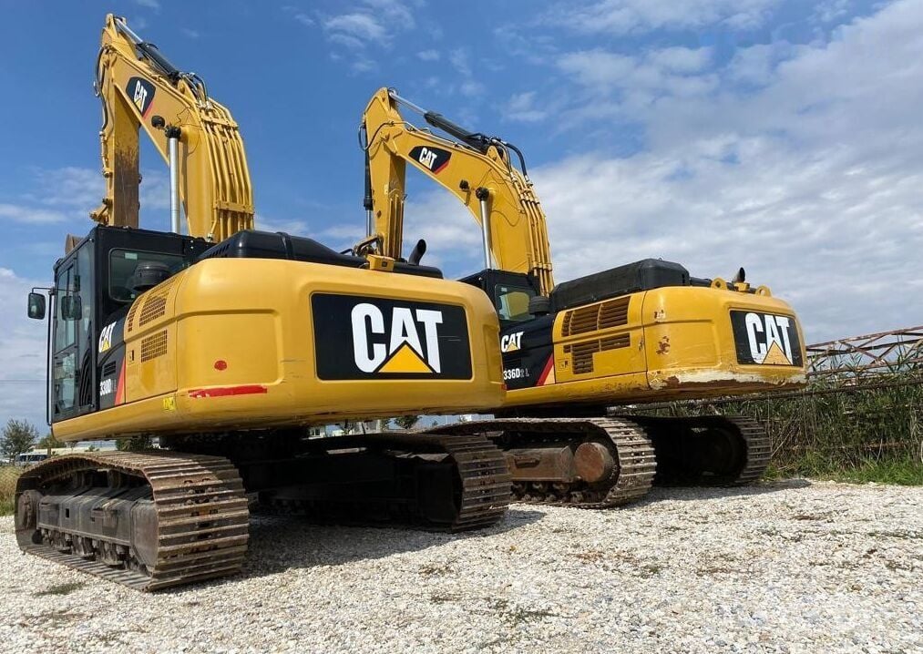 2020 Caterpillar 330D2L Crawler Excavator