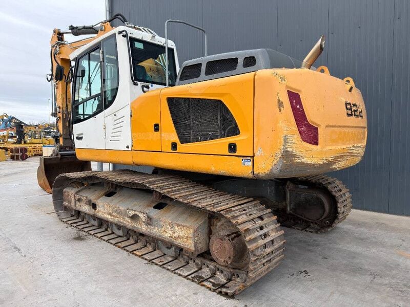 2014 Liebherr R922 SLC Crawler Excavator