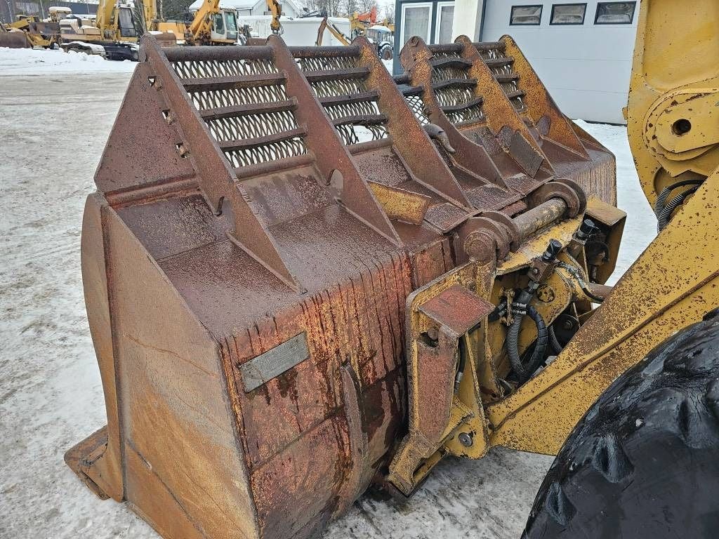 2003 Caterpillar 938G Wheel Excavator
