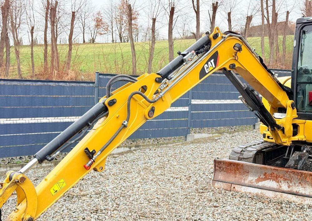 2019 Caterpillar 305.5E Mini Excavator