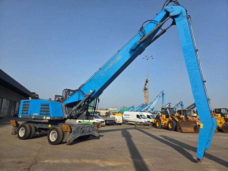2017 Fuchs MHL350F Material Handler