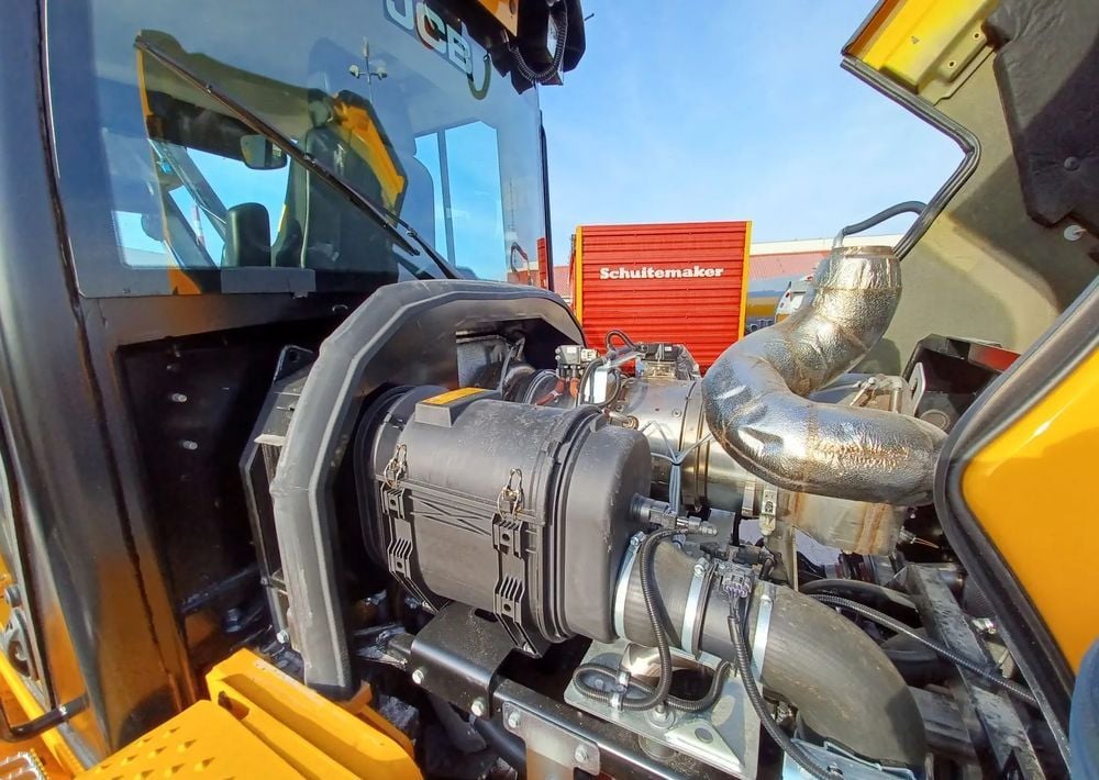 2022 JCB 427HT Wheel Excavator
