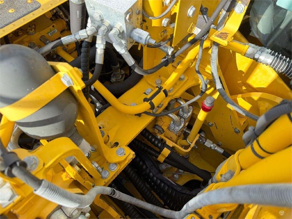 2012 Komatsu PC240LC-10 Crawler Excavator