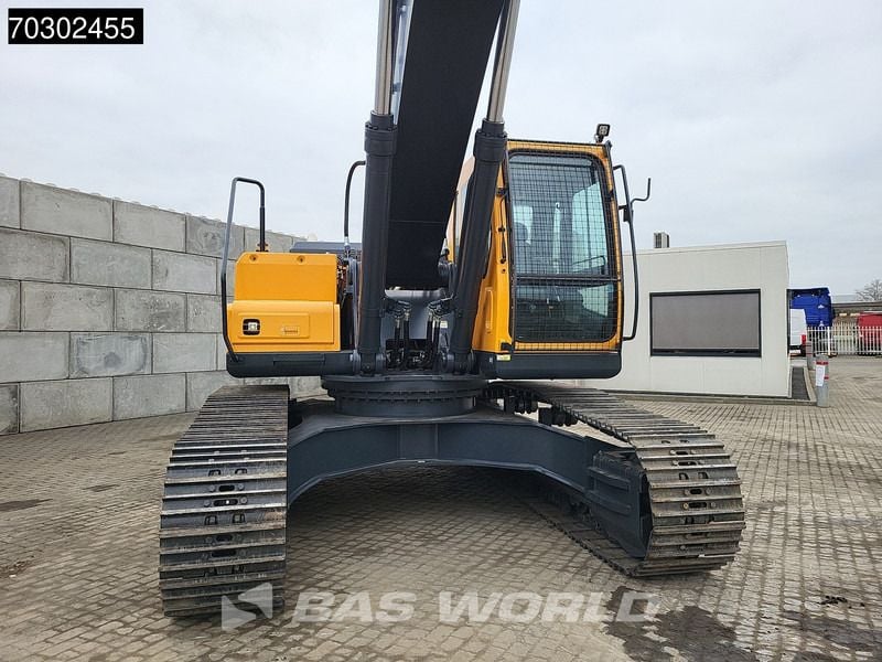 2025 Hyundai R340L Crawler Excavator