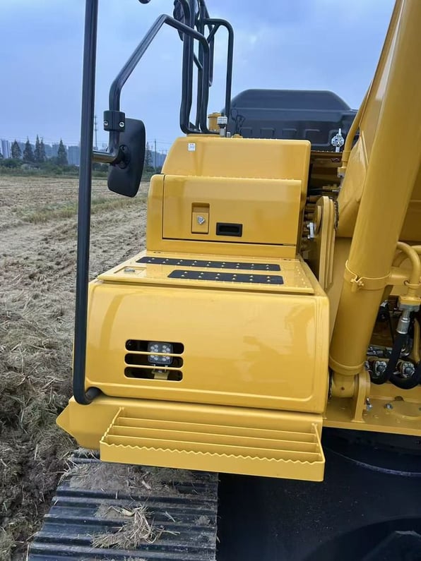 2025 Komatsu PC225LC-11MO Crawler Excavator