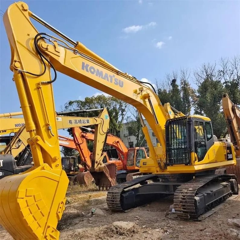 2014 Komatsu PC300 Crawler Excavator