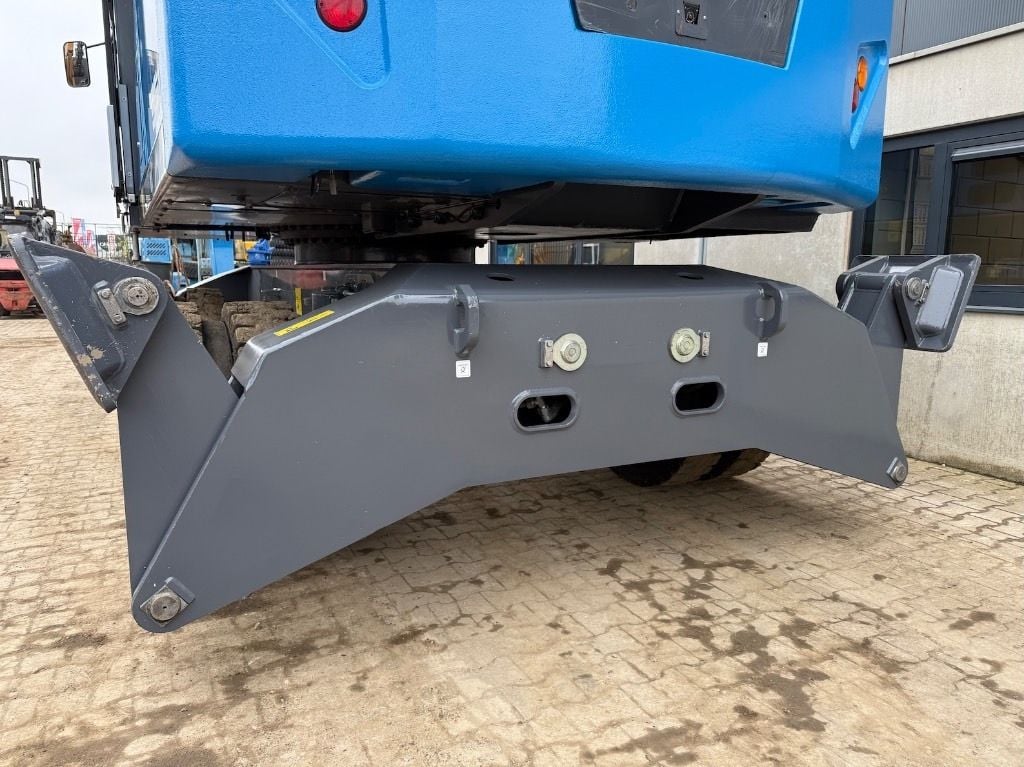 2021 Fuchs MHL350F Material Handler