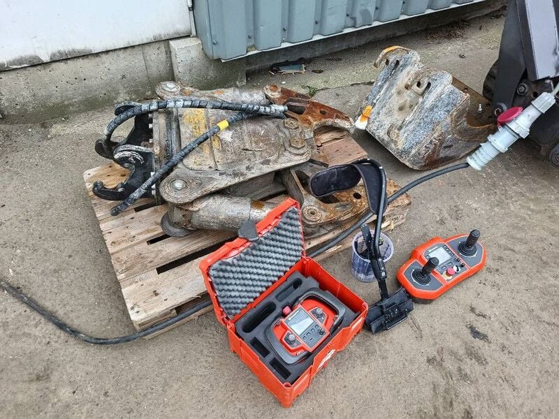 2009 Husqvarna DXR 310 Crawler Excavator