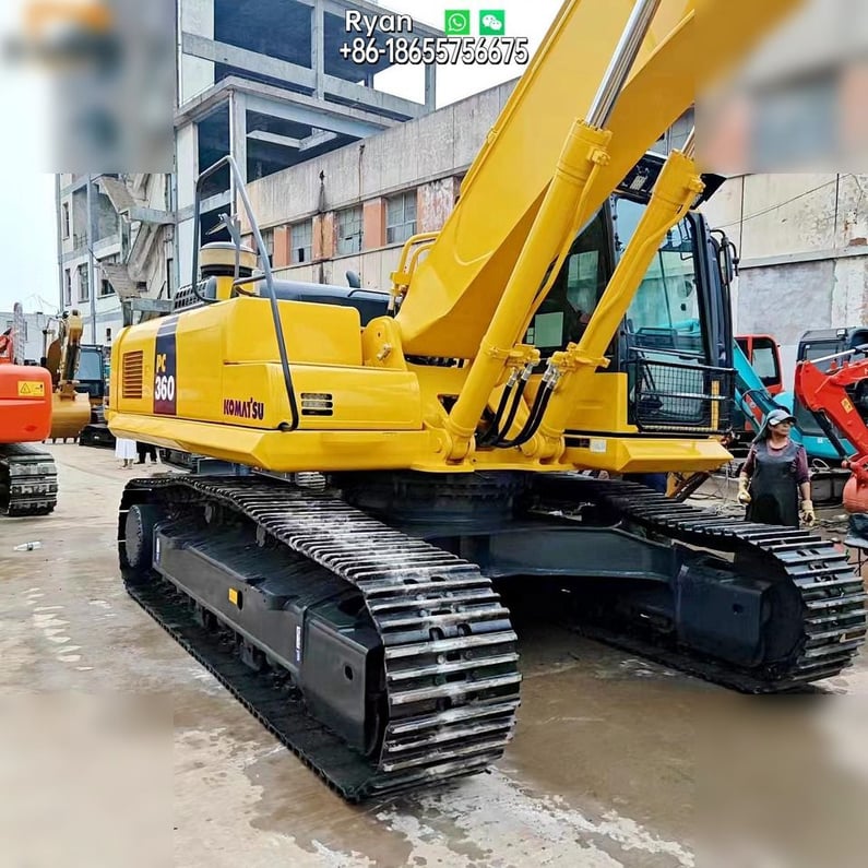 2019 Komatsu PC360-8M0 Crawler Excavator