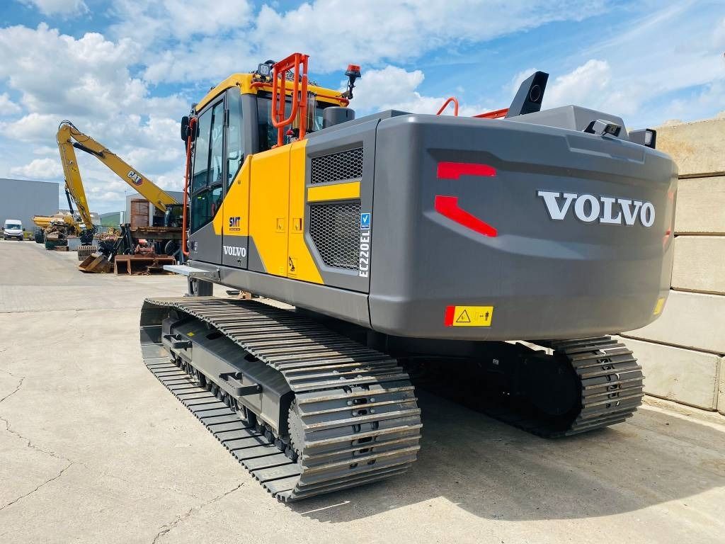 2024 Volvo EC220EL Crawler Excavator
