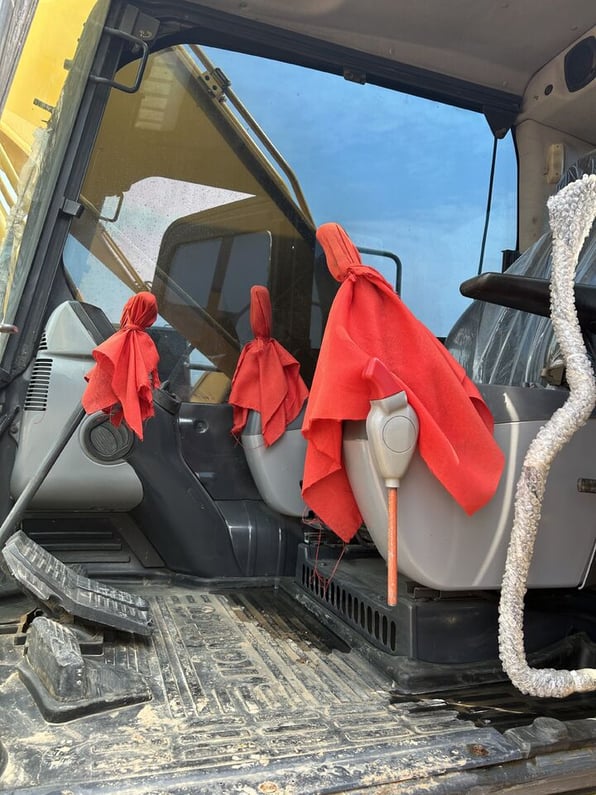 2023 Komatsu PC200-8 Crawler Excavator