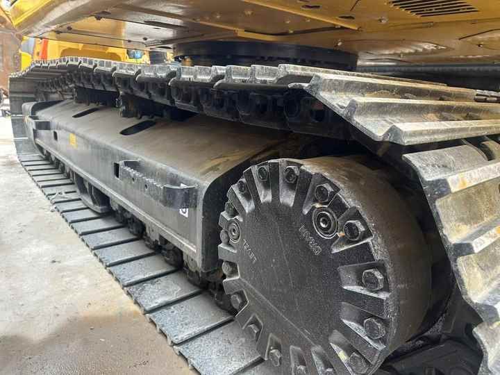 2016 Caterpillar 320D Crawler Excavator