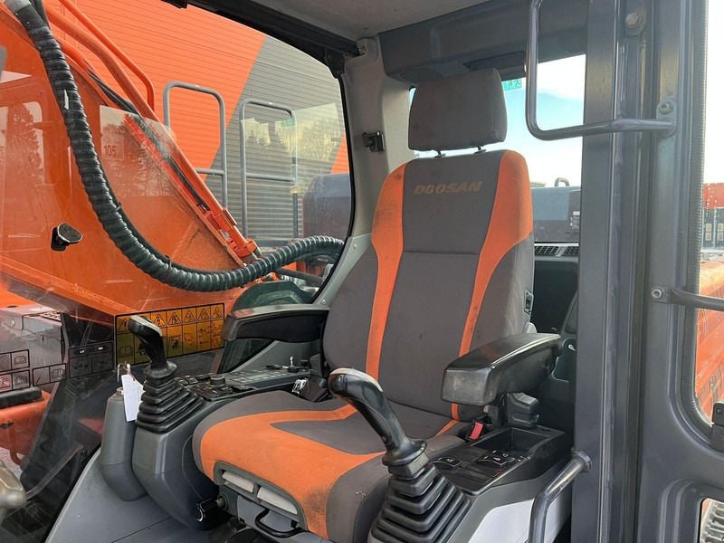 2017 Doosan DX340LC Crawler Excavator