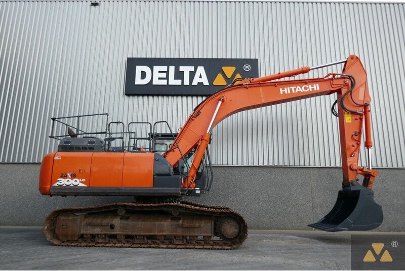 2019 Hitachi ZX300LC-6 Crawler Excavator