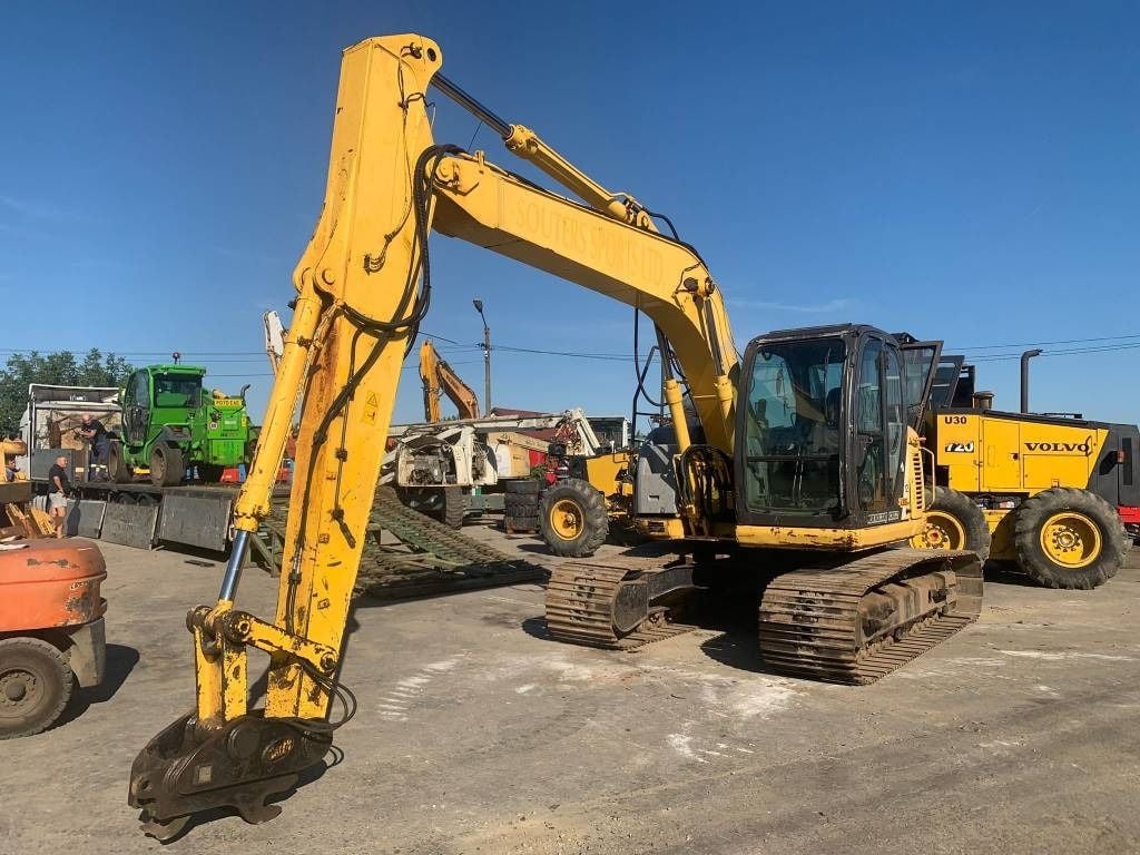 2006 New Holland E135SR Crawler Excavator