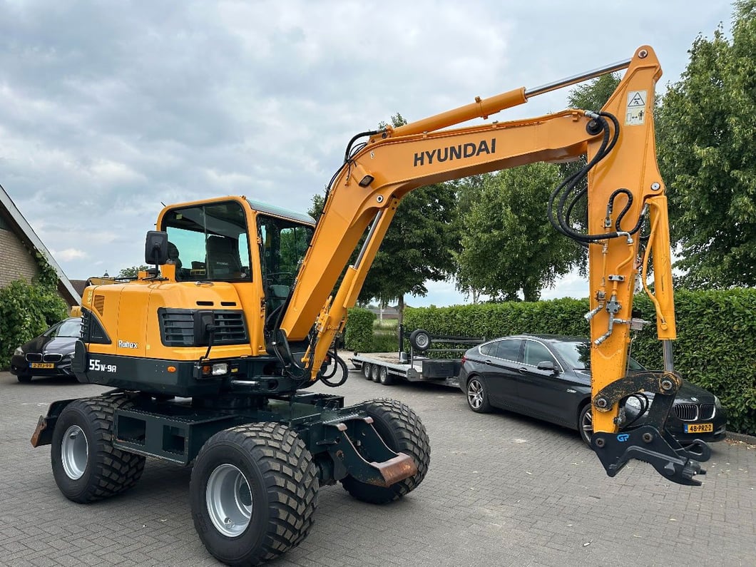 2018 Hyundai R55W-9A Wheel Excavator