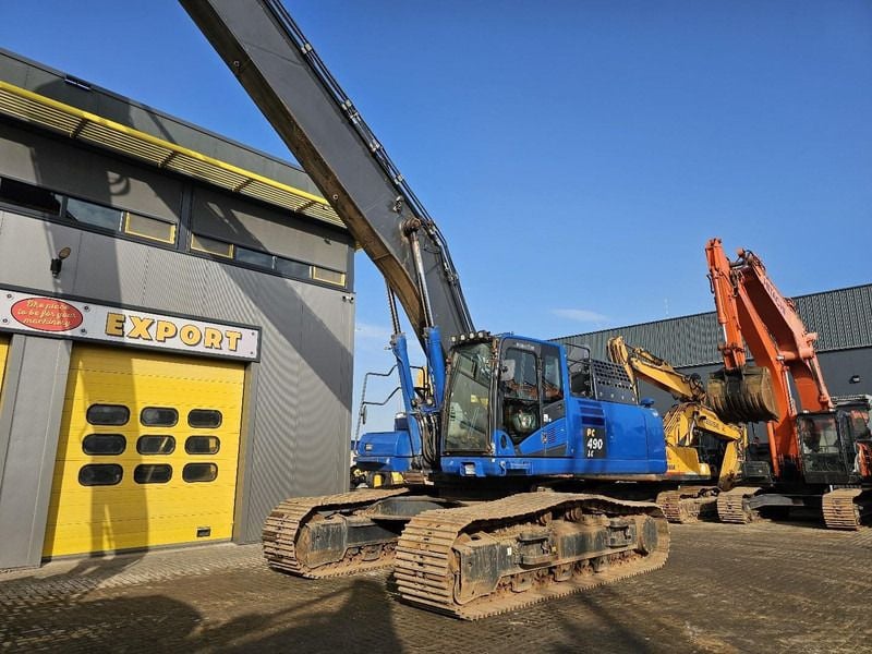 2020 Komatsu PC490 Crawler Excavator