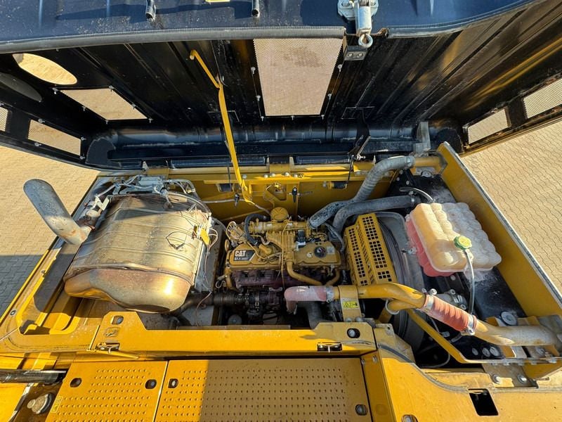 2019 Caterpillar 326FL Crawler Excavator