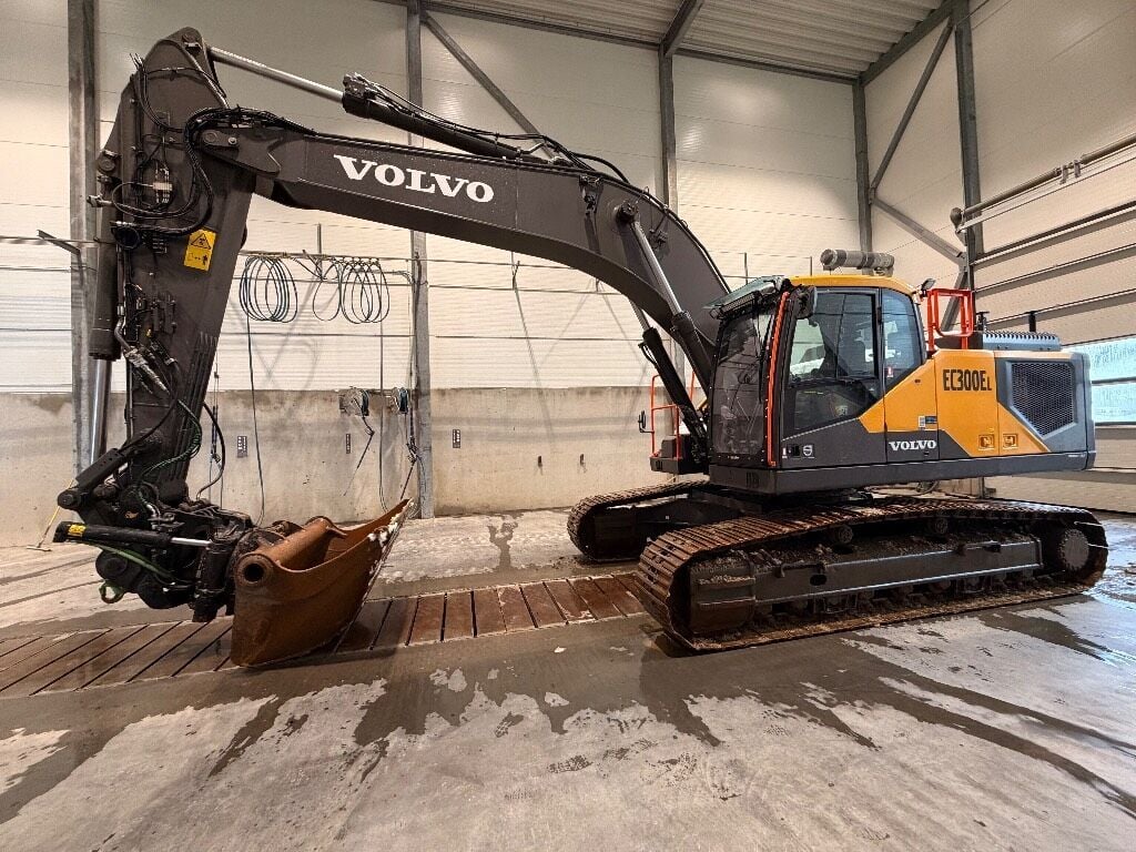 2024 Volvo EC300EL Crawler Excavator