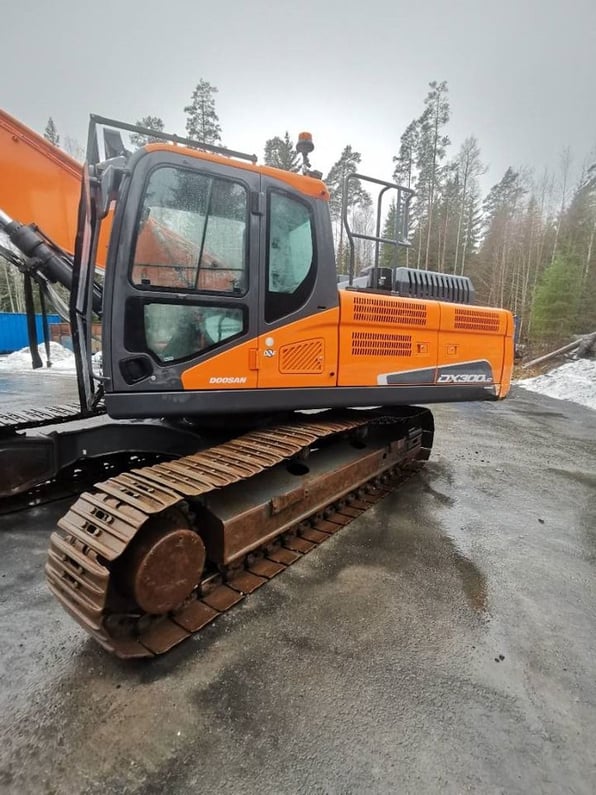 2018 Doosan DX300LC-5 Crawler Excavator