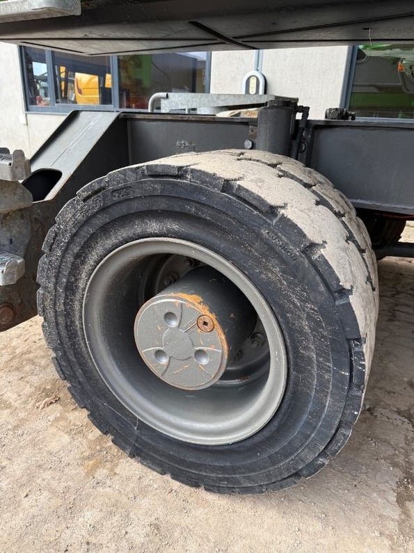 2019 Sennebogen 818 M E Material Handler