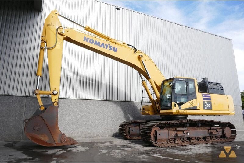 2017 Komatsu PC490LC-11 Crawler Excavator