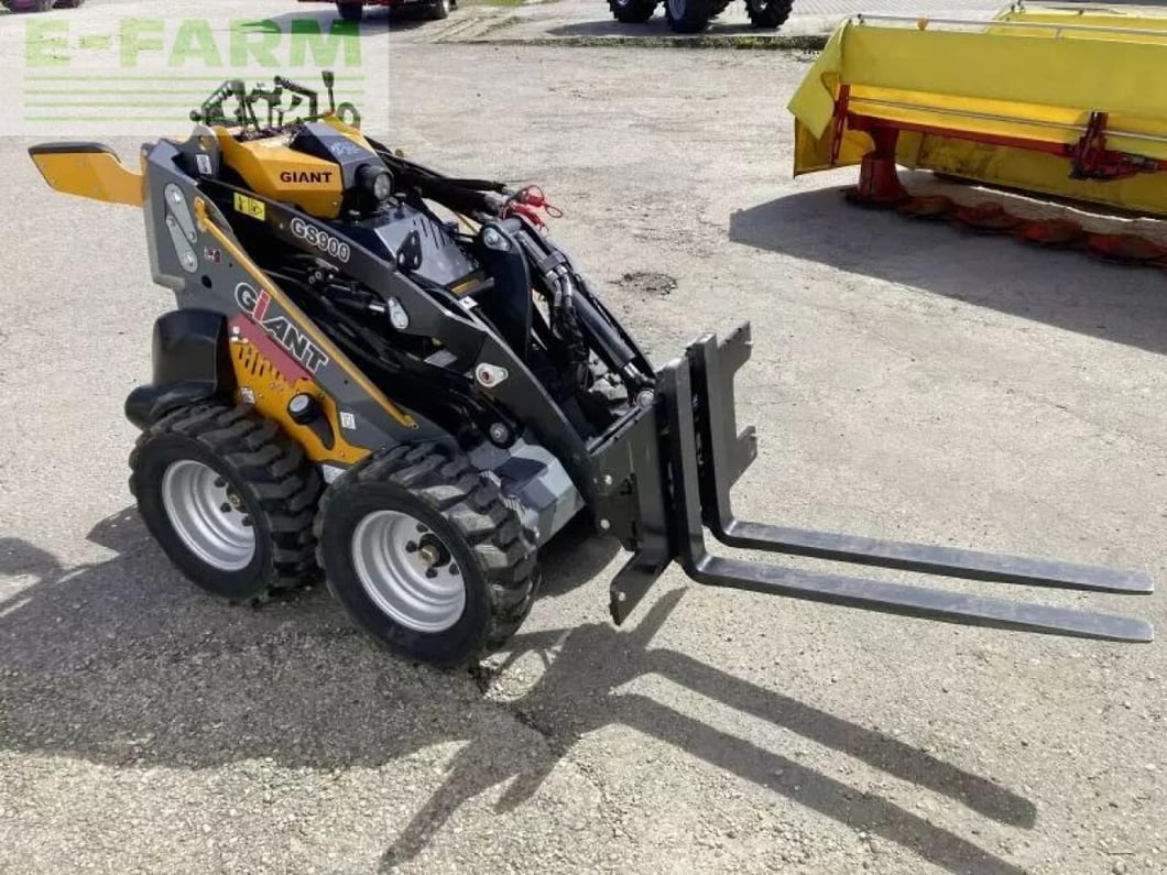 2024 Giant GS900 Mini Excavator