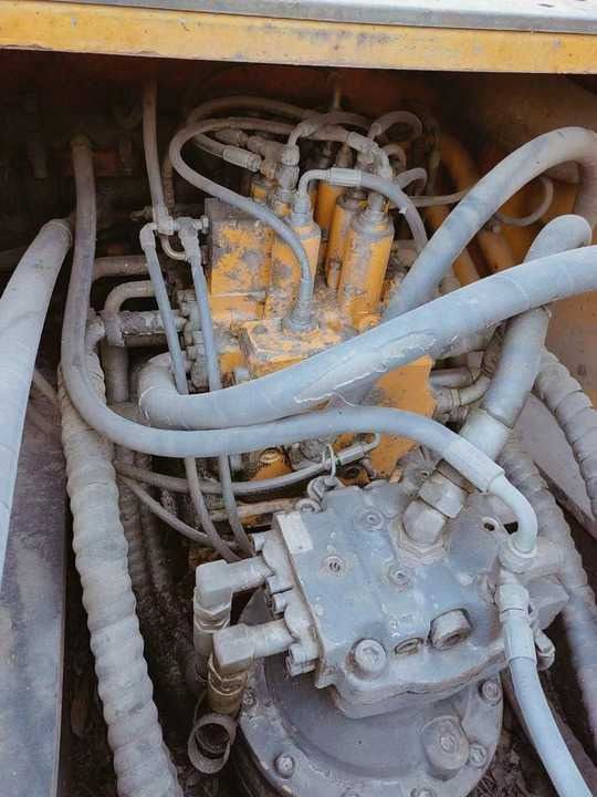 Hyundai R225LC-9T Crawler Excavator