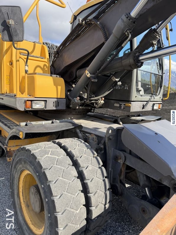 2009 Volvo EW140C Wheel Excavator