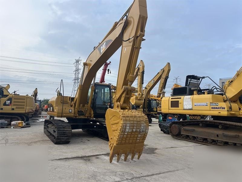 2015 Caterpillar 320CL Crawler Excavator