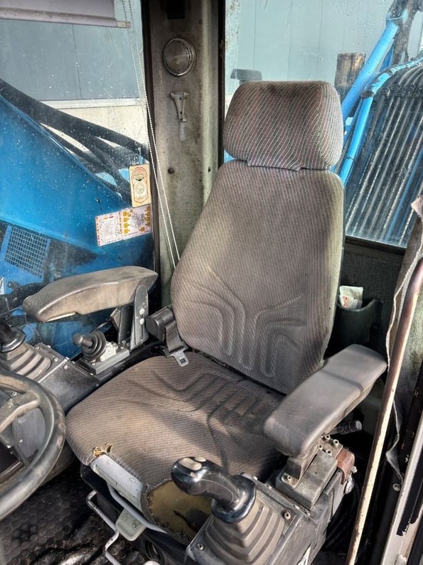 2002 Fuchs MHL331C Material Handler