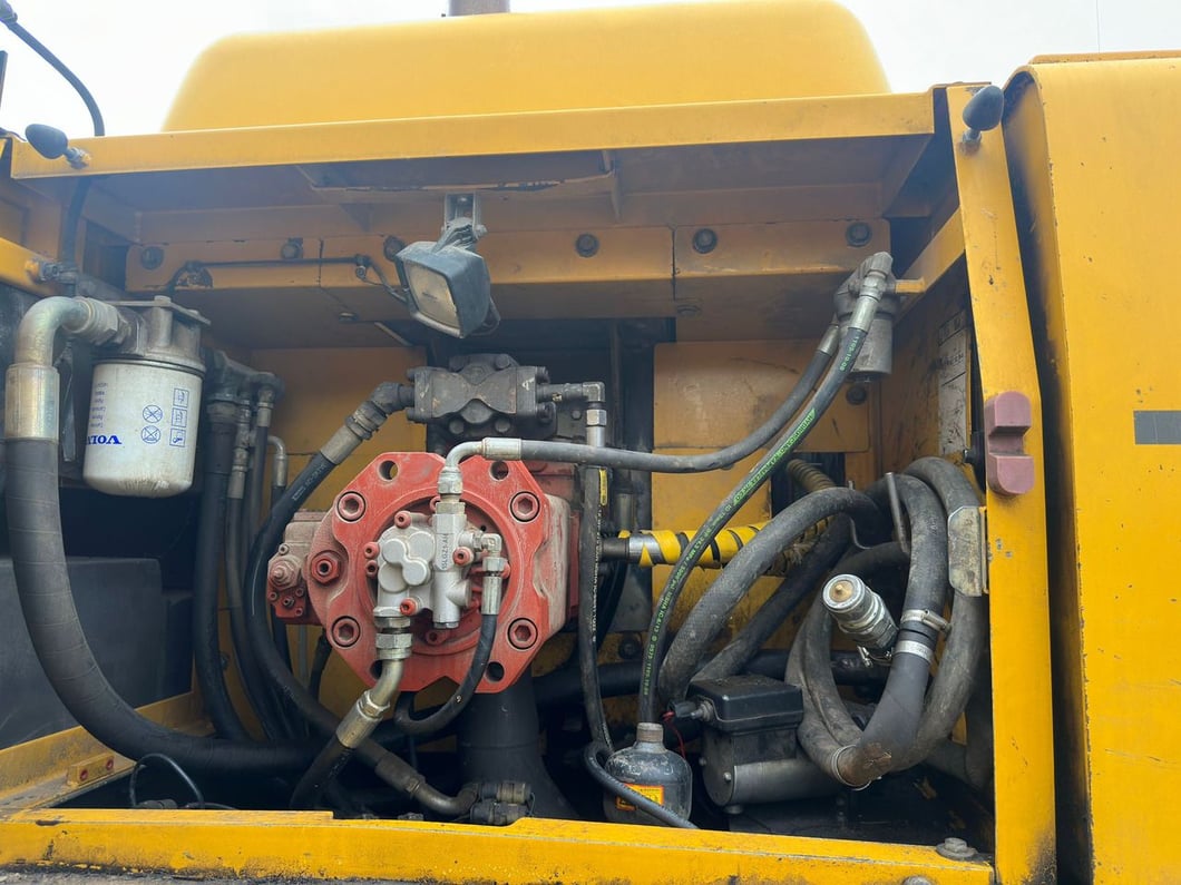 2005 Volvo EC360BCL Crawler Excavator