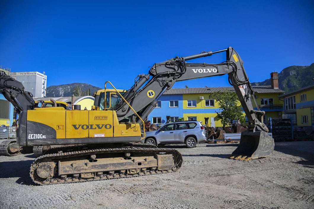 2007 Volvo EC210CNL Crawler Excavator