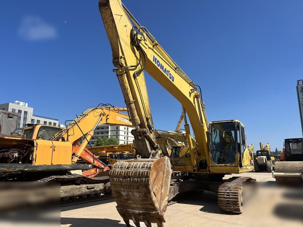 2024 Komatsu PC200-7 Crawler Excavator