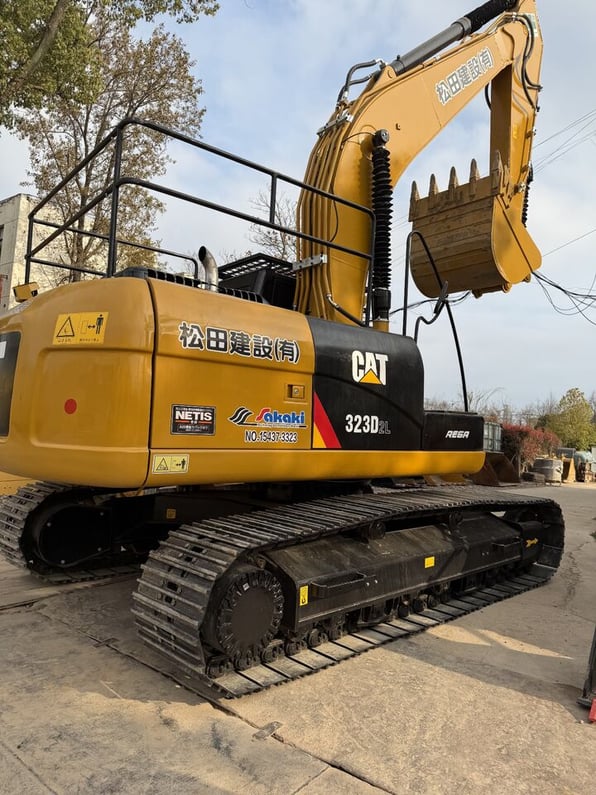 2025 Caterpillar 323D2L Crawler Excavator