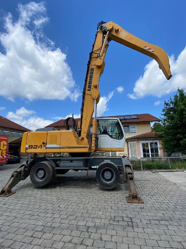 2008 Liebherr A924C LIT Wheel Excavator