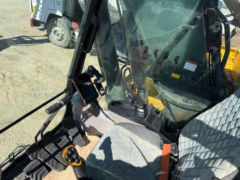 2021 Volvo EC220EL Crawler Excavator
