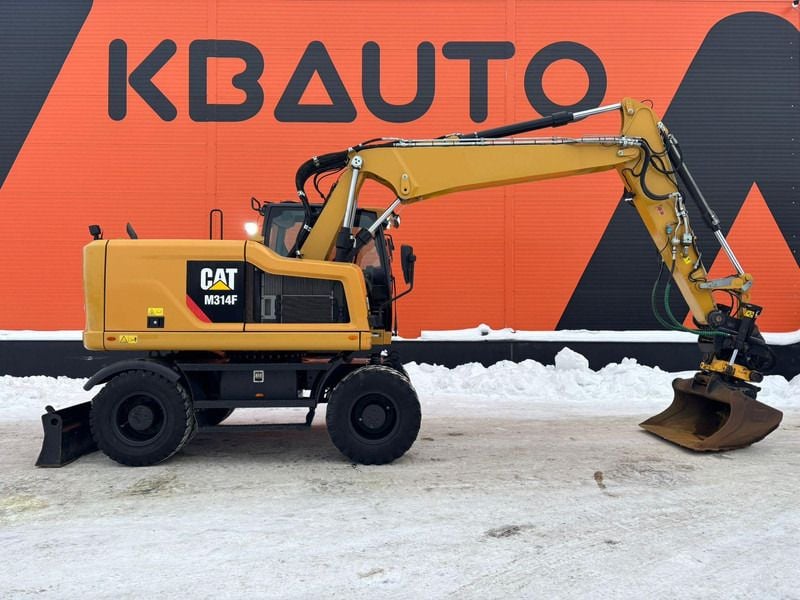 Caterpillar M 314 F Tiltrotator / Central Lubrication / AC / Trailer Robus YEAR 2017