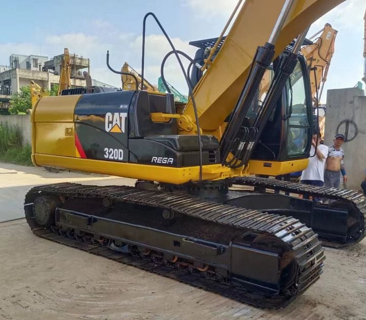 2022 Caterpillar 320D Crawler Excavator