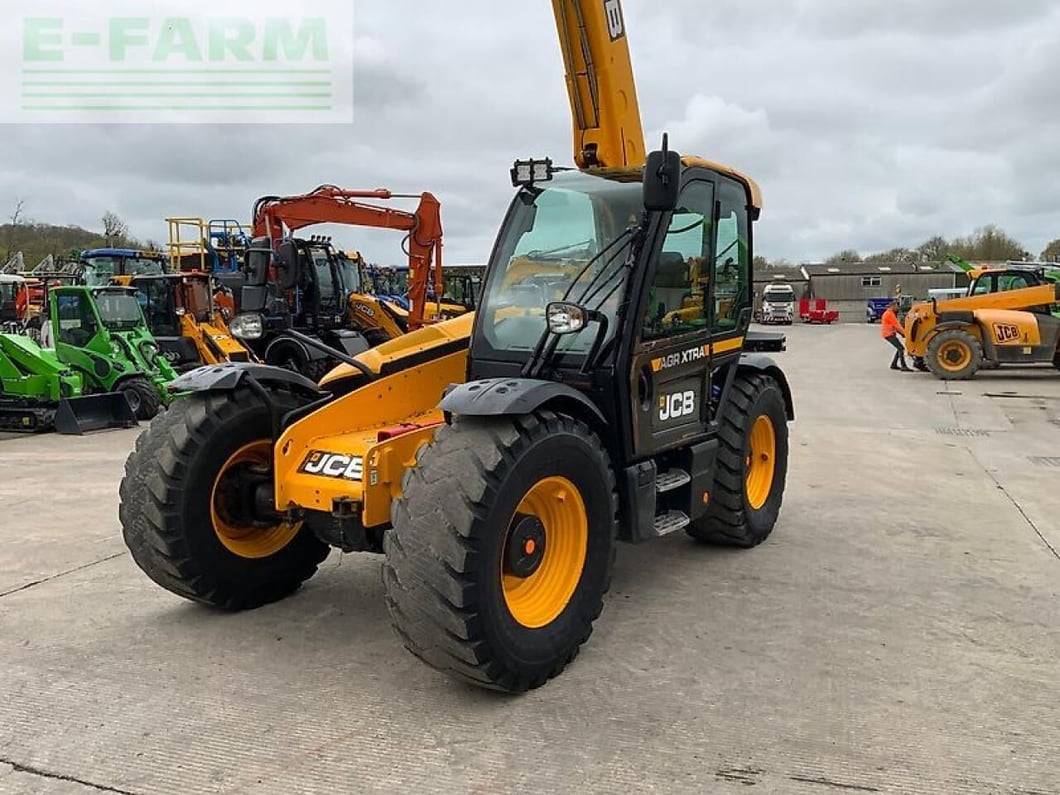 2022 JCB 542-70 AGRI XTRA Mini Excavator