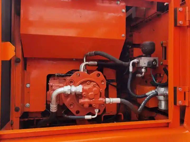 2018 Doosan DH220-7 Crawler Excavator