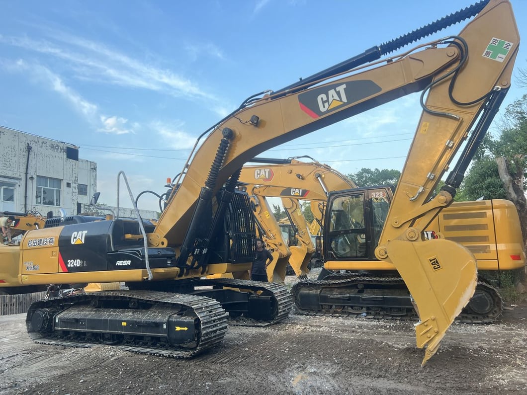 2024 Caterpillar 324D Crawler Excavator