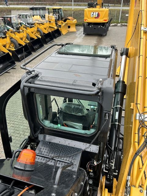 2022 Caterpillar MH3040-07A Material Handler