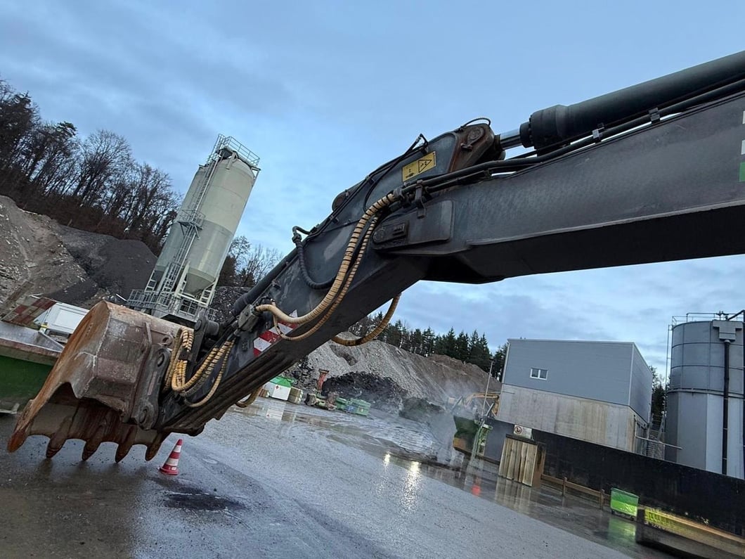 2007 Volvo EC460BLC Crawler Excavator