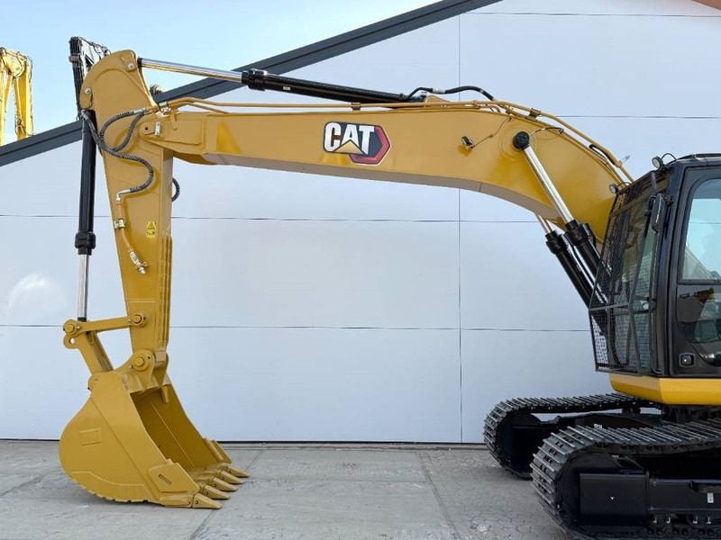 2025 Caterpillar 320D3 Crawler Excavator