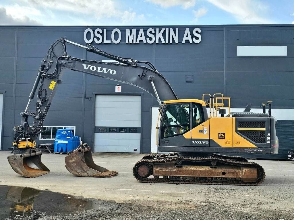 2015 Volvo EC250ENL Crawler Excavator