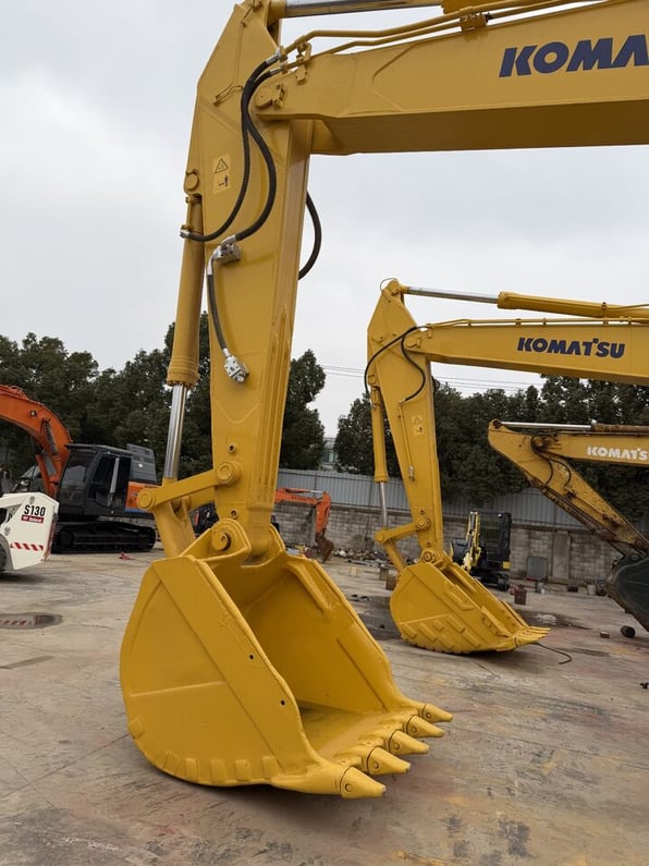 2024 Komatsu PC450-8 Crawler Excavator