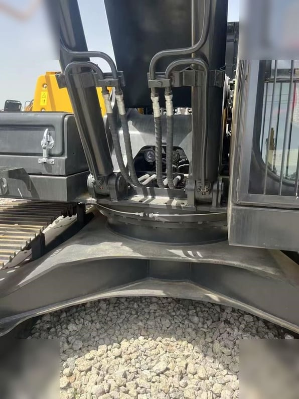 2021 Volvo EC240 Crawler Excavator