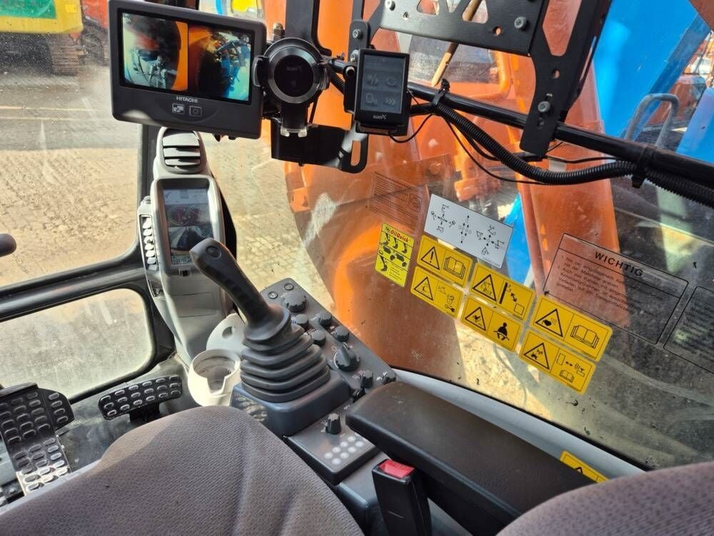 2020 Hitachi ZX890 LCH-6 Crawler Excavator