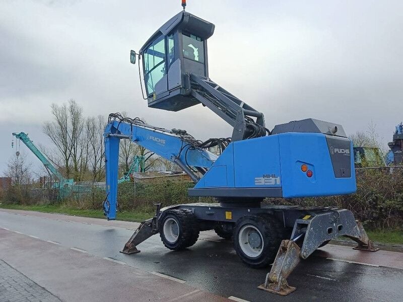 2019 Fuchs MHL331 Material Handler